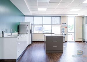 CMV8364_6_11zon-1536x982